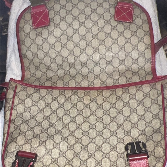 Gucci Beige and Burgundy Crossbody Bag with COA - Picture 11 of 16